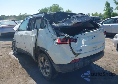 2018 Jeep Compass Limited 4X4 from USA, damaged, VIN 3C4NJDCB4JT147837